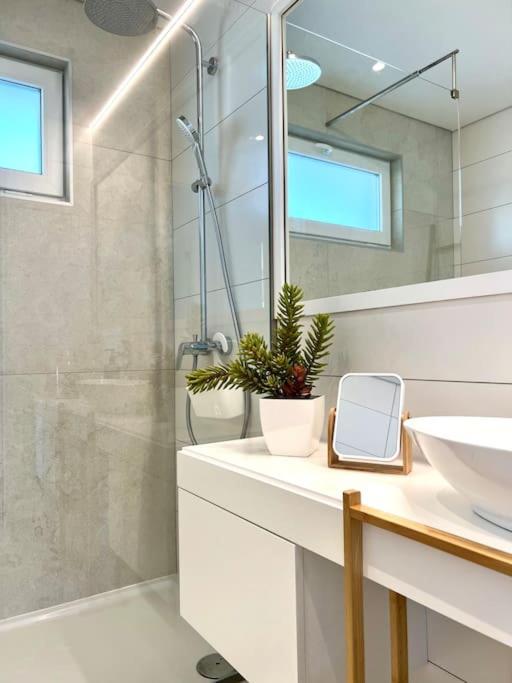 Salt N' Soul Residence Nazare Bagian luar foto